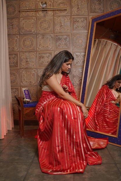 Laal Rang Striped Saree