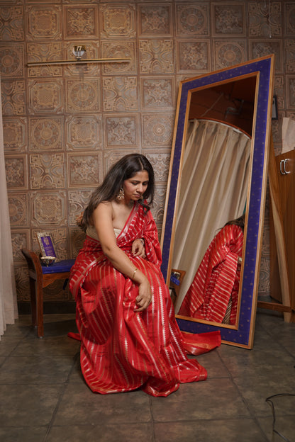Laal Rang Striped Saree